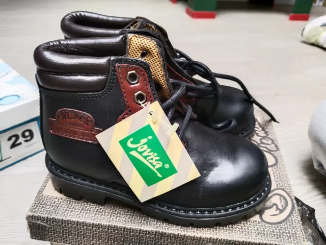 Botas niño piel T.28