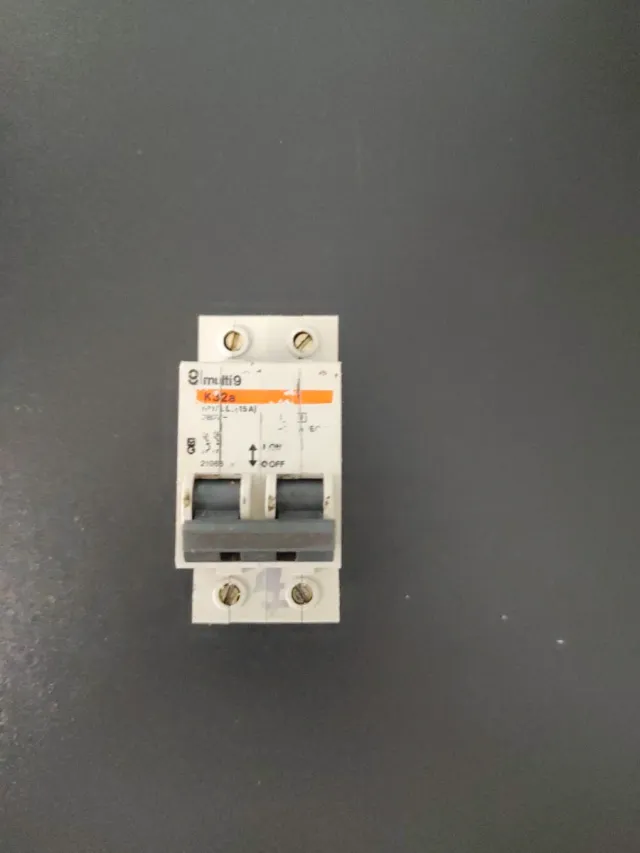 Magnetotérmico Multi9 15A