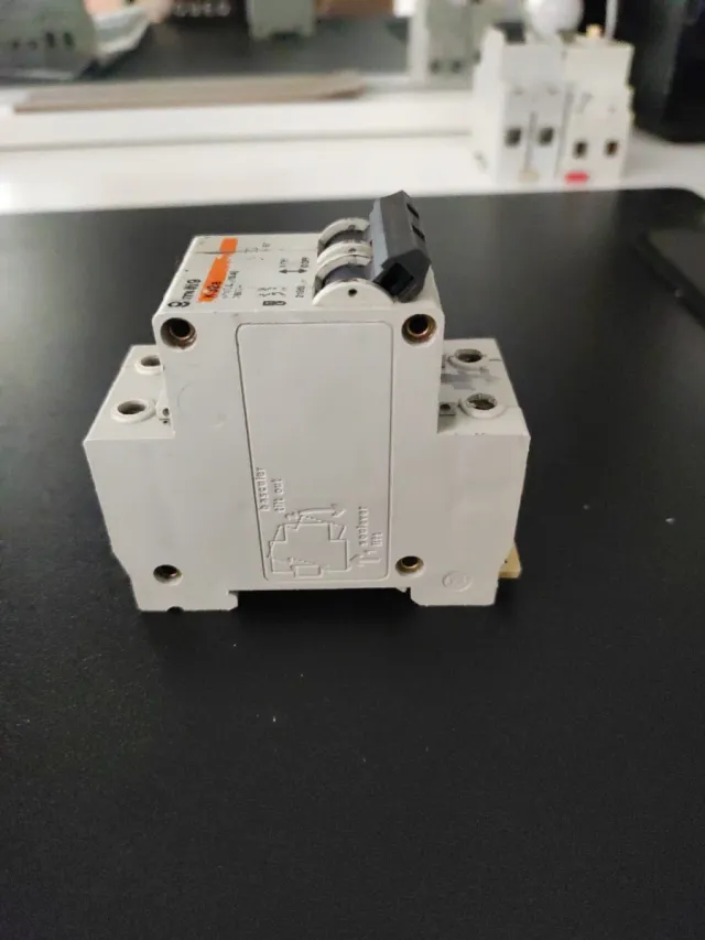 Magnetotérmico Multi9 15A