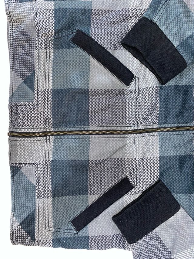 Chaqueta Quiksilver cuadros gris y negro