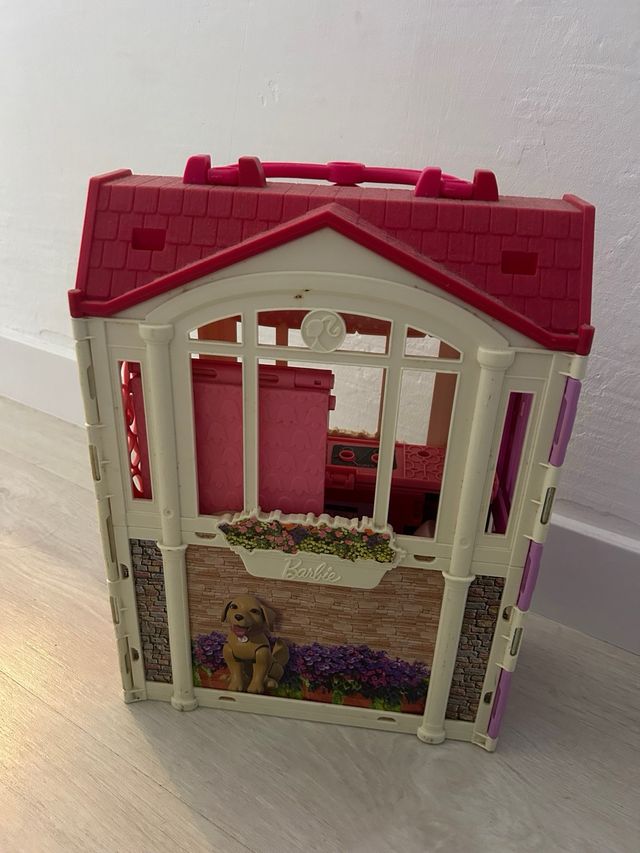Casa Barbie plegable con asa para transportar