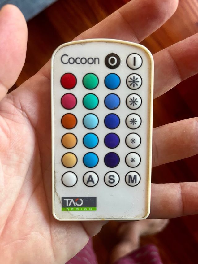 Lámpara multicolor con mando