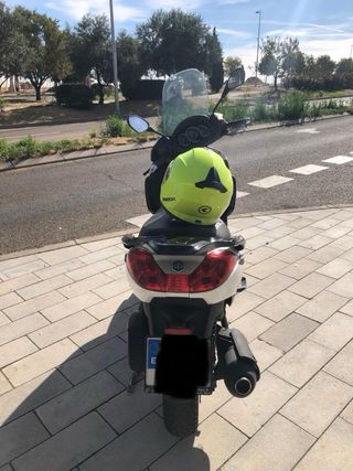 Piaggio 300i Evo Blanca