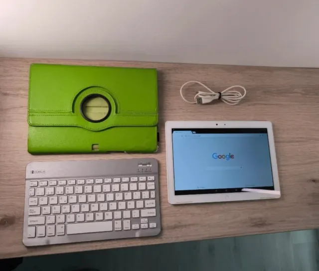 Tablet bq Aquaris M10 con teclado, funda y cable