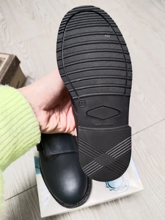 Zapatos niño uniforme talla 29