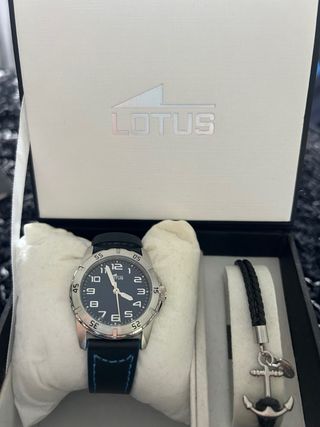 Reloj Lotus para niño