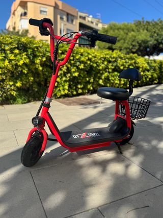 Patinete eléctrico infantil