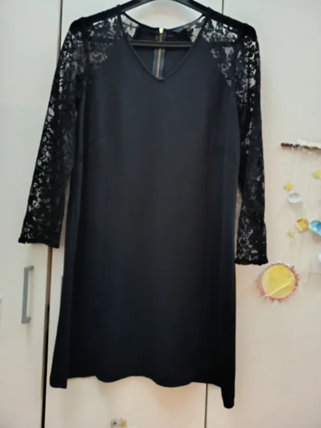 Vestido negro con encaje