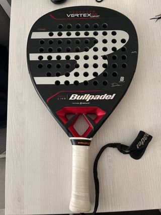 Pala Bullpadel Vertex 04 Confort Martin Dinneno