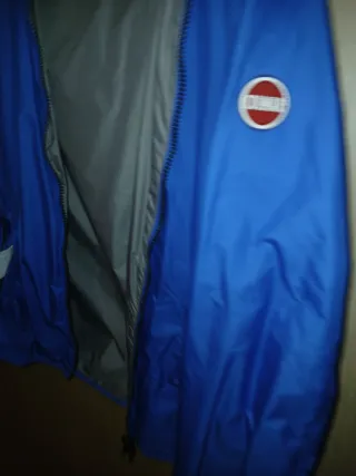 Giubbotto estivo blu e grigio