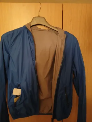 Giubbotto estivo blu e grigio