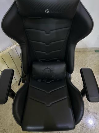 Silla Gaming MSI Negra