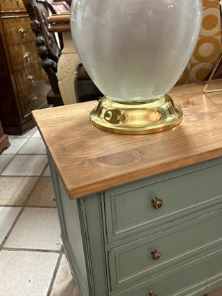 Mesita de noche restaurada 1930