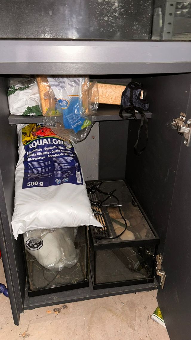 Acuario Marino Grande con Mueble y Accesorios