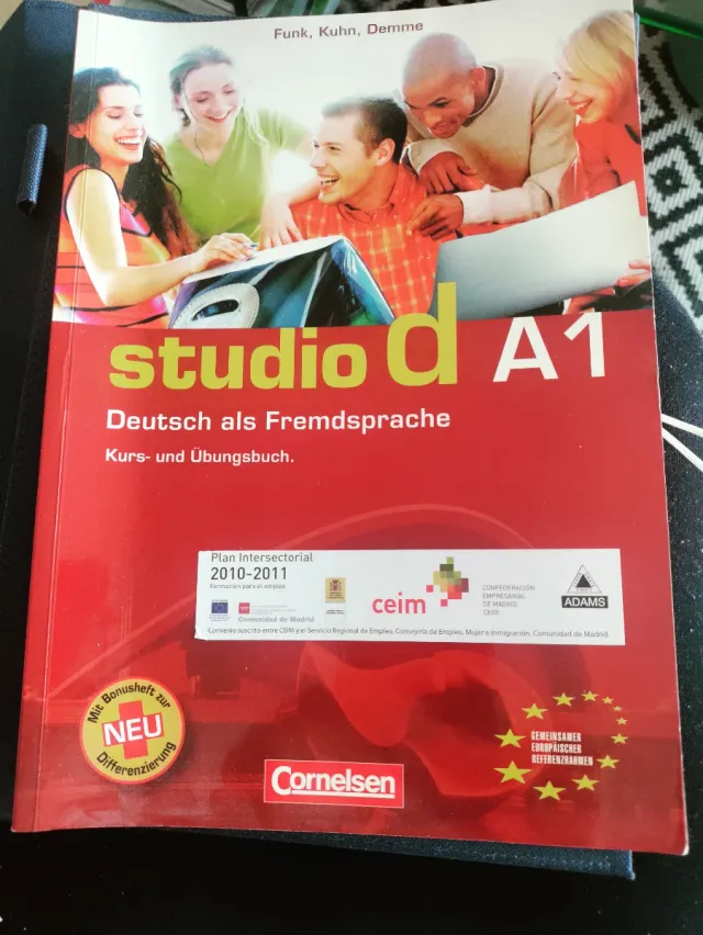 Libro alemán A1 studio d Deutsche als Fremdsprache