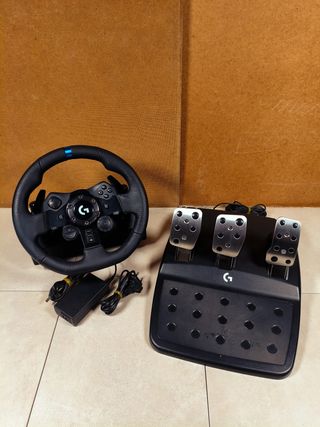 Logitech G923 - Volante + Pedaliera