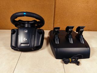 Logitech G923 - Volante + Pedaliera