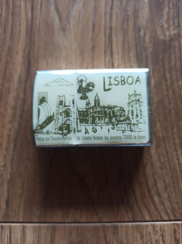 Mechero estilo Zippo Lisboa
