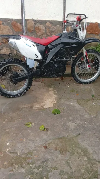 Moto de cross 2-i medio -4 tienpos