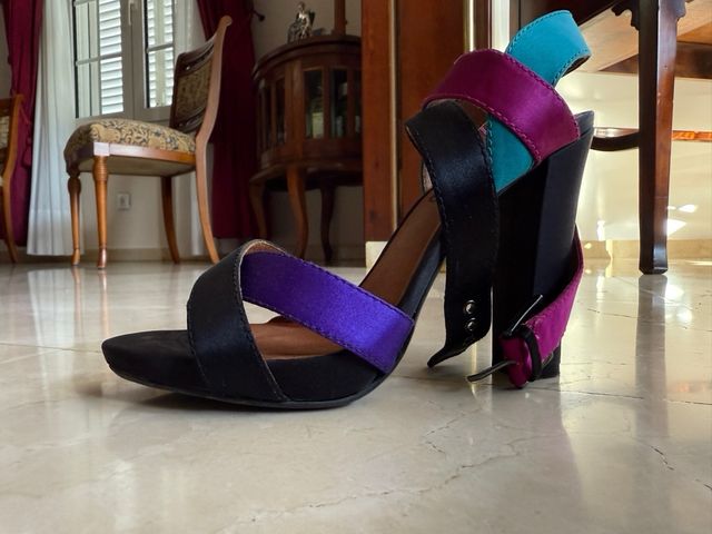 Zapatos de tacón multicolor