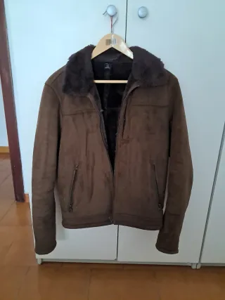 Cazadora de ante con borrego interior