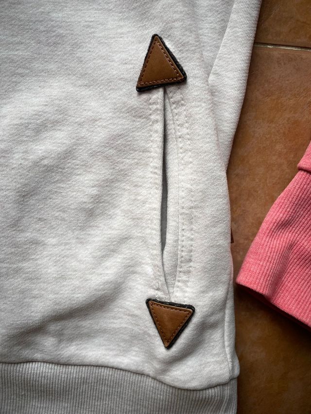 Sudadera Naketano gris y rosa