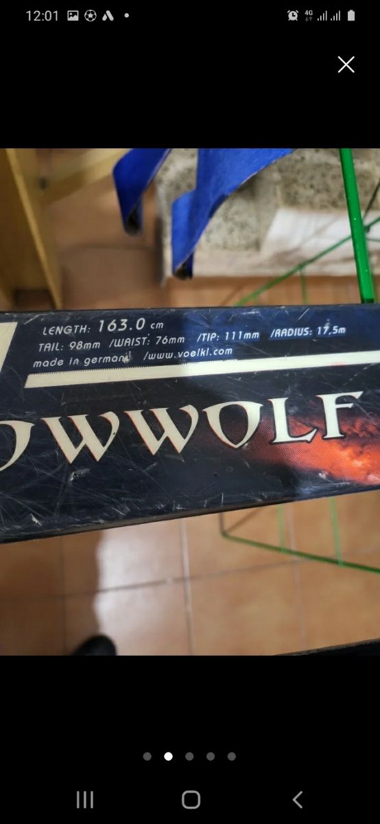 Esquís de travesía Volkl ligeros 163cm + pieles