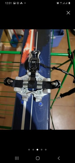 Esquís de travesía Volkl ligeros 163cm + pieles