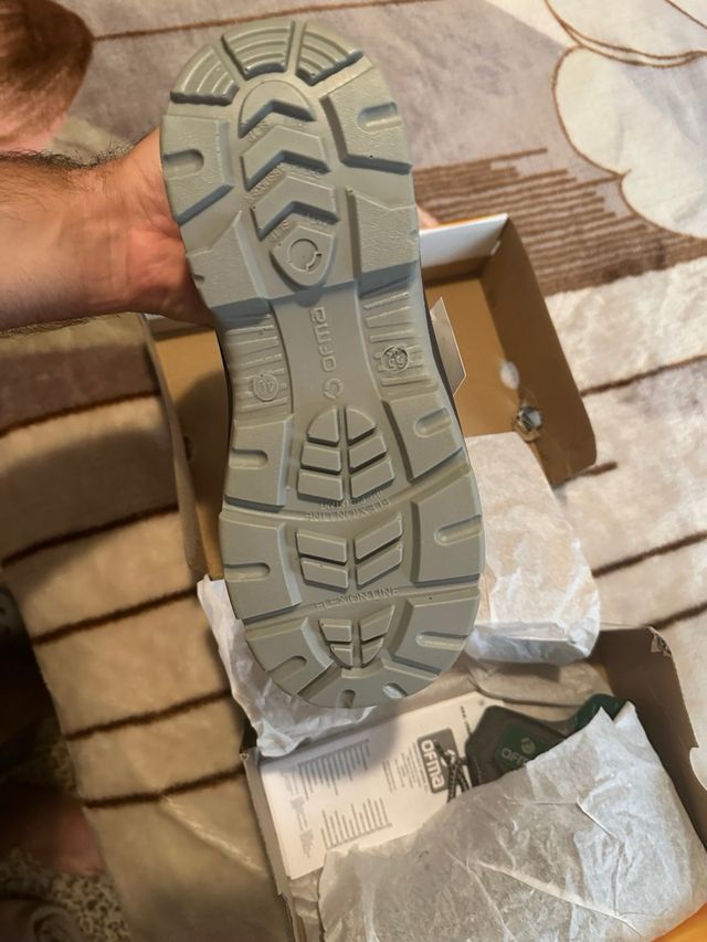 Calzado de seguridad Giff negro/gris