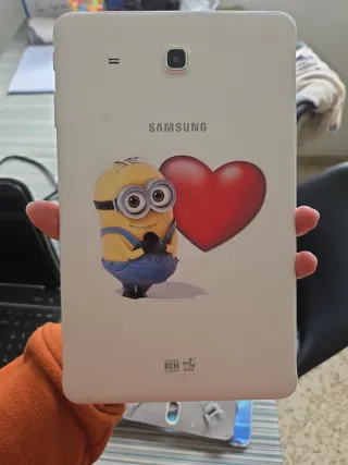 Samsung Galaxy Tablet  Tab E Blanca