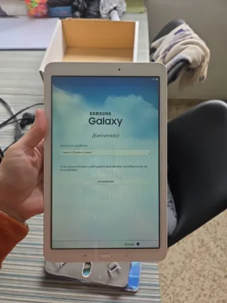Samsung Galaxy Tablet  Tab E Blanca