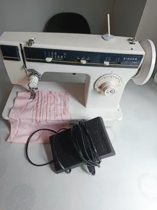 Máquina de Coser Singer 1263