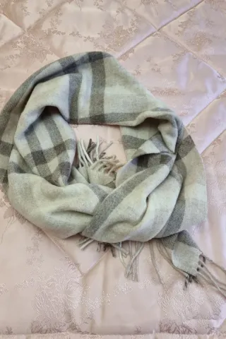 Bufanda Lambswool Cuadros Gris y Blanco 160 x 36