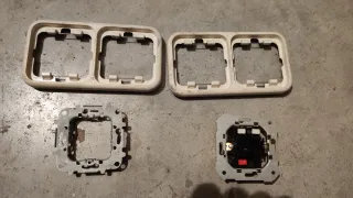 Interruptor Simon doble Marcos más premarcos