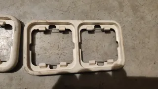 Interruptor Simon doble Marcos más premarcos