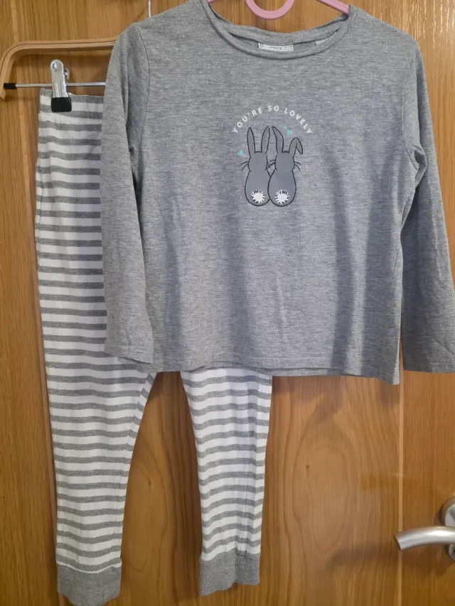 Lote 2 pijamas Mango niña T 4-5