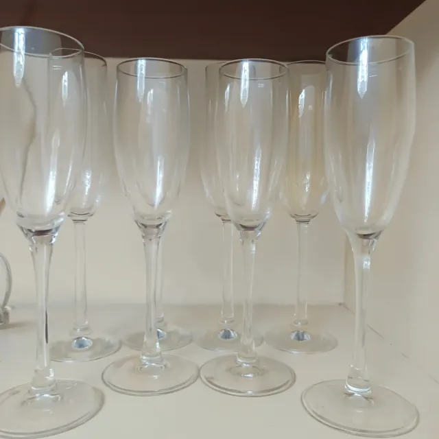 Copas de cristal varios tamaños. Total 56 copas