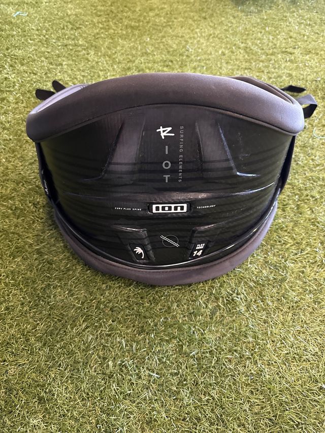 Arnés Kitesurf ION RIOT Talla L