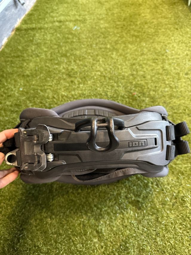 Arnés Kitesurf ION RIOT Talla L