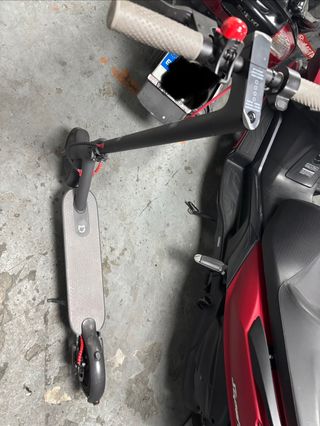 Patinete Eléctrico Xiaomi Gris