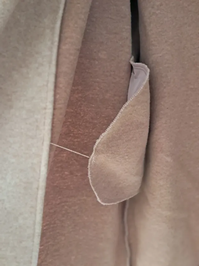 Abrigo Zara Rosa con Capucha