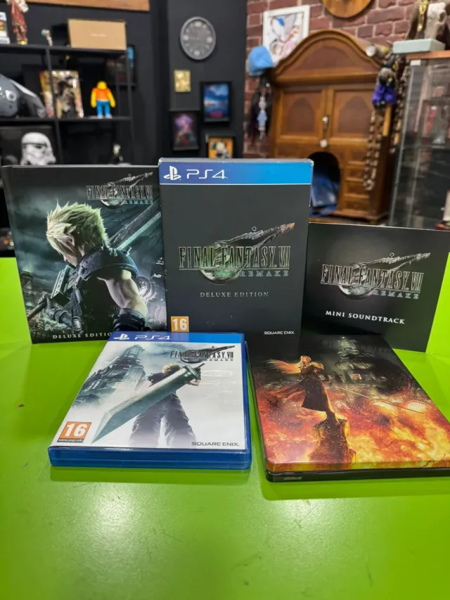 Final Fantasy VII Remake PS4 Deluxe