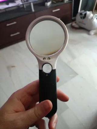 Lupa de aumento de alta definición.