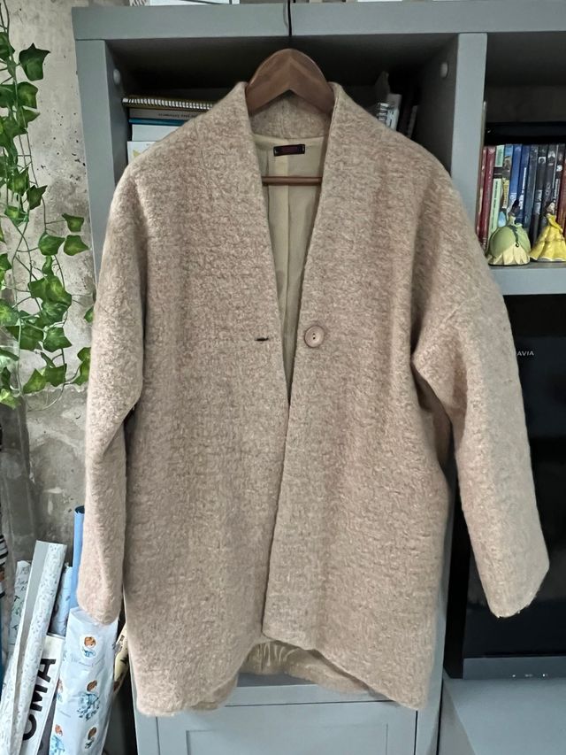 Abrigo paño mujer oversize beige