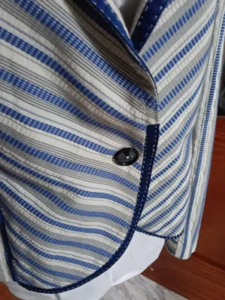 Americana Rayas Mujer Beige y Azul