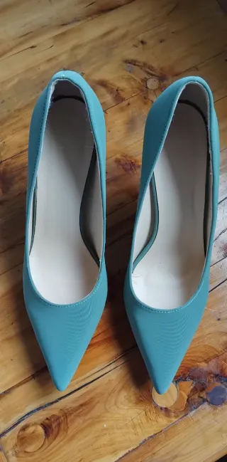 Zapatos de tacón verde oliva