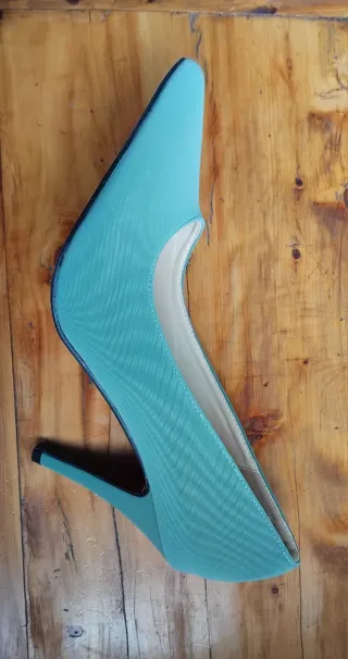 Zapatos de tacón verde oliva