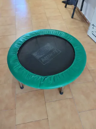 Trampolín, cama elástica.