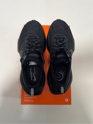 Zapatillas Nike Running. nike invivible run 3