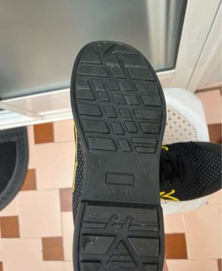Zapatos de Seguridad Power Negros y Amarillos